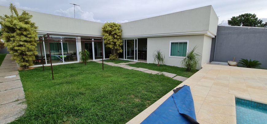 Casa mobiliada 3 suítes condomínio rua 10 lote 850m2 churrasqeira piscina
