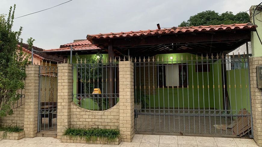 CASA À VENDA - SANTA EUGÊNIA - R$750.000