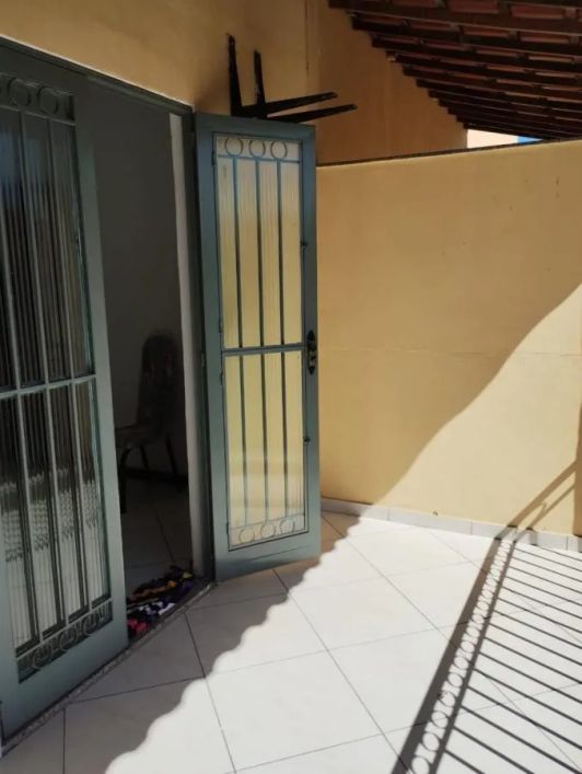 Casa para Venda em Nova Iguaçu, da Luz, 2 dormitórios, 2 banheiros, 1 vaga