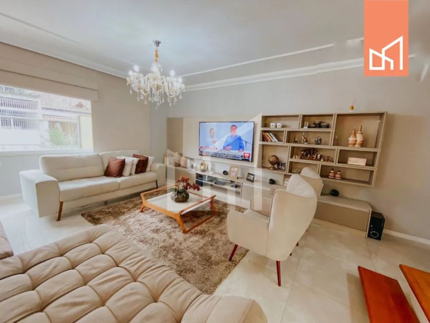 Casa Padrão a venda em Nova Iguaçu