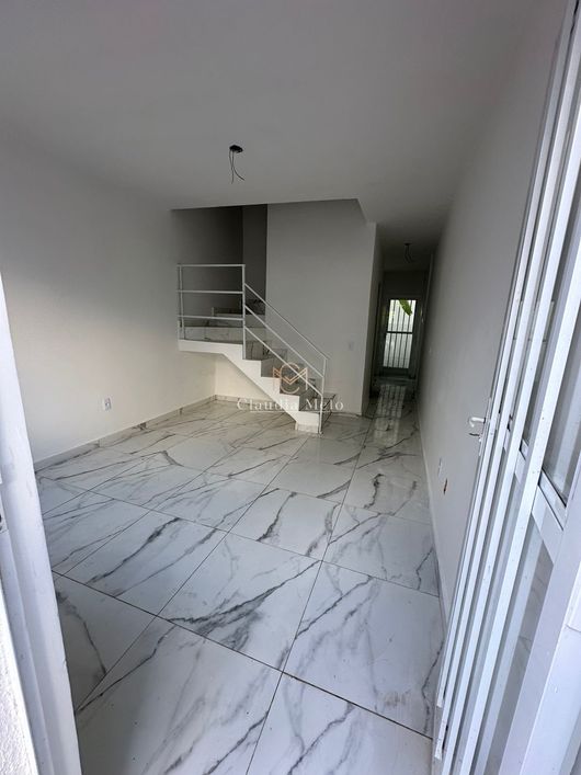 Casa duplex 1a locação em Cabuçú - aceita financiamento