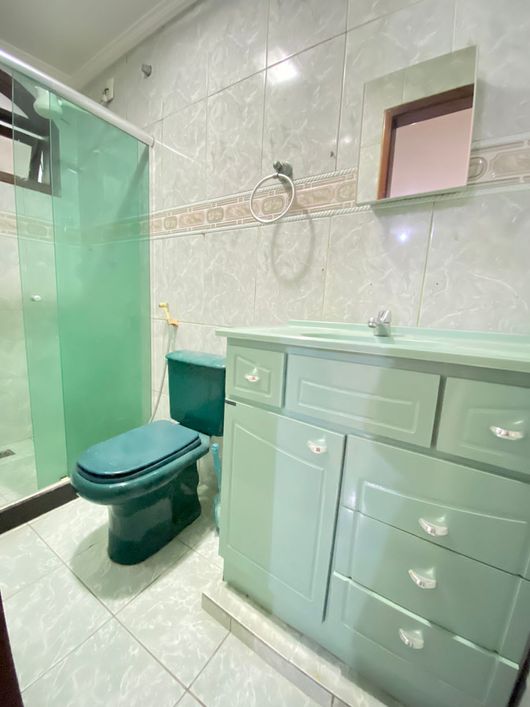 Casa para venda possui no bairro Califórnia - Nova Iguaçu - RJ
