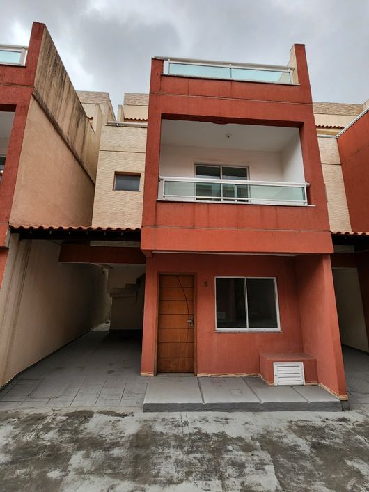 Triplex com terraço e 3 suítes próximo do Shopping da Pedreira!