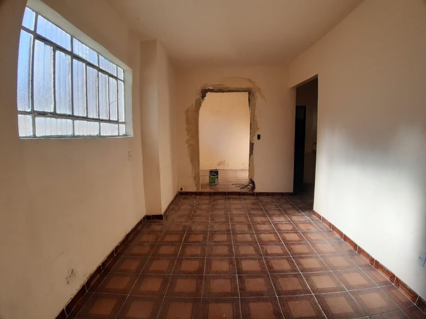 Casa para venda possui 145 metros quadrados com 3 quartos em Kennedy - Nova Iguaçu - RJ