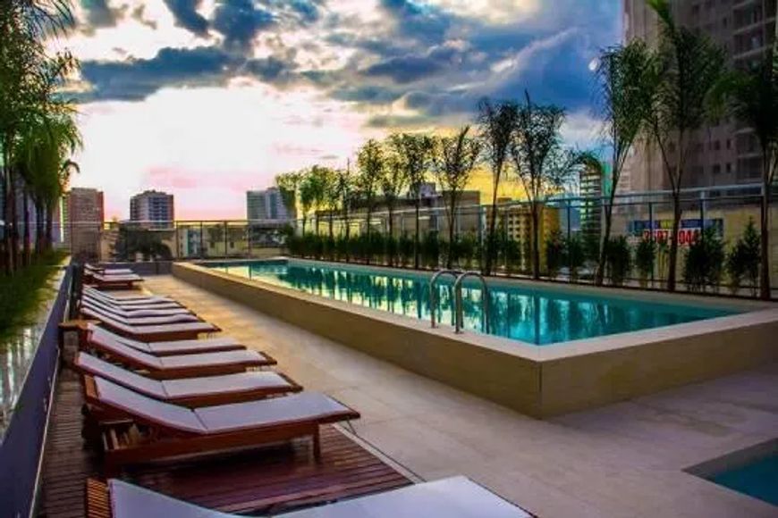 Apartamento para Venda em Nova Iguaçu, Centro, 3 dormitórios, 3 suítes, 2 banheiros, 2 vagas