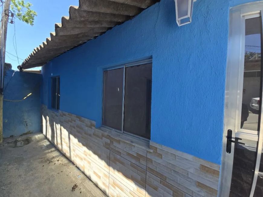 Casa com 2 quartos para alugar por R$ 902/mês - Vila Anita - Nova Iguaçu/RJ