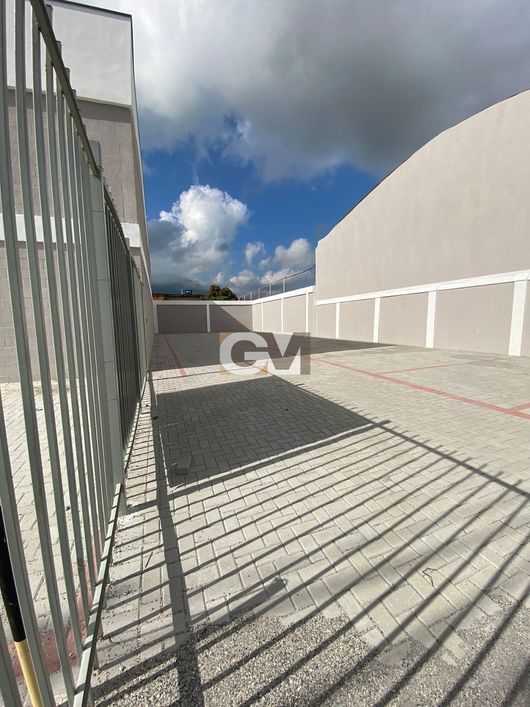 Loja com 300m² - Comendador Soares - Nova Iguaçu/RJ