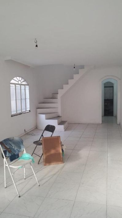 Casa para Venda em Nova Iguaçu, Centro, 5 dormitórios, 2 suítes, 4 banheiros, 3 vagas
