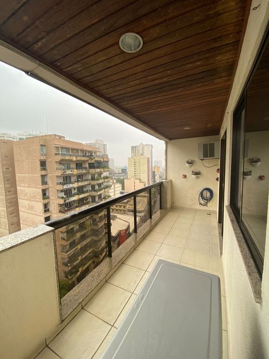 Cobertura a venda tem 266 metros quadrados com 4 quartos em Centro - Nova Iguaçu - RJ
