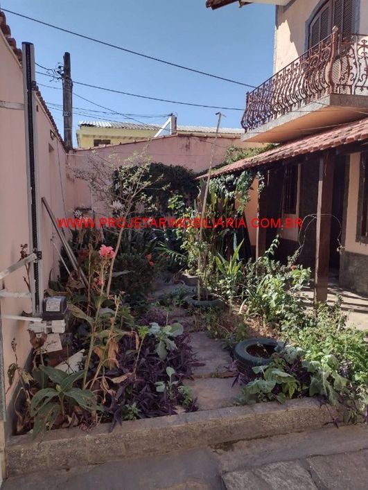 Casa com 3 dormitórios à venda, 177 m² por R$ 700.000,00 - Luz - Nova Iguaçu/RJ