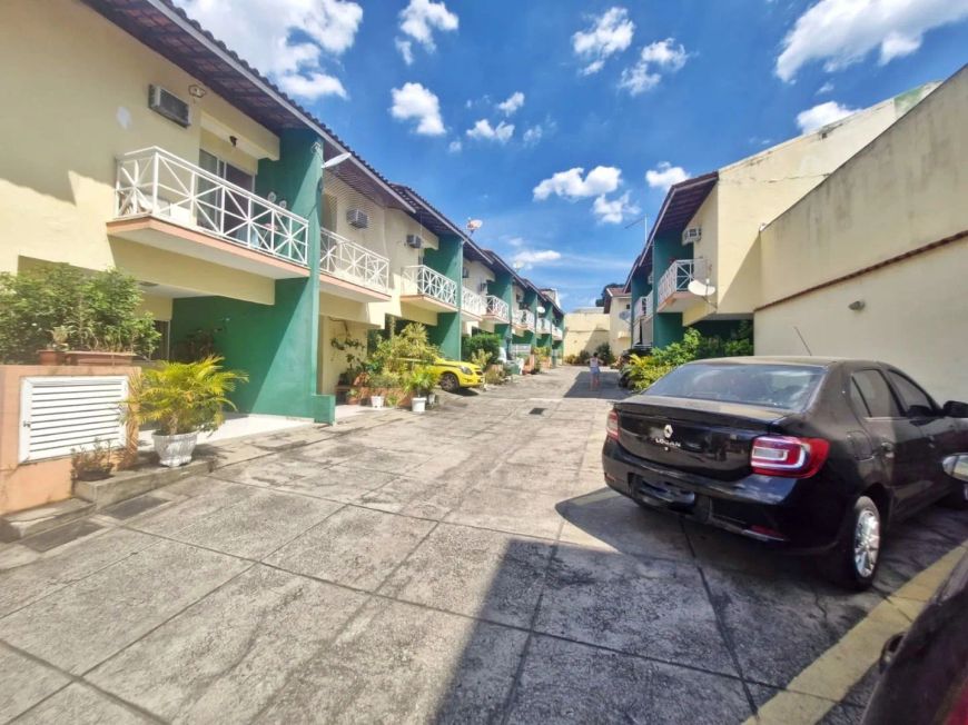 Casa com 2 dormitórios à venda, 73 m² por R$ 350.000 - Moqueta - Nova Iguaçu/RJ