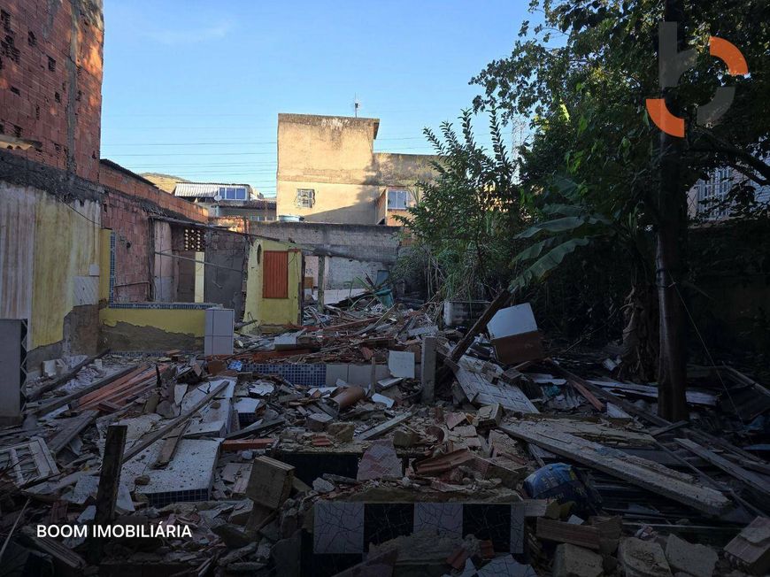 Terreno à venda, 400 m² por R$ 300.000,00 - Dom Rodrigo - Nova Iguaçu/RJ