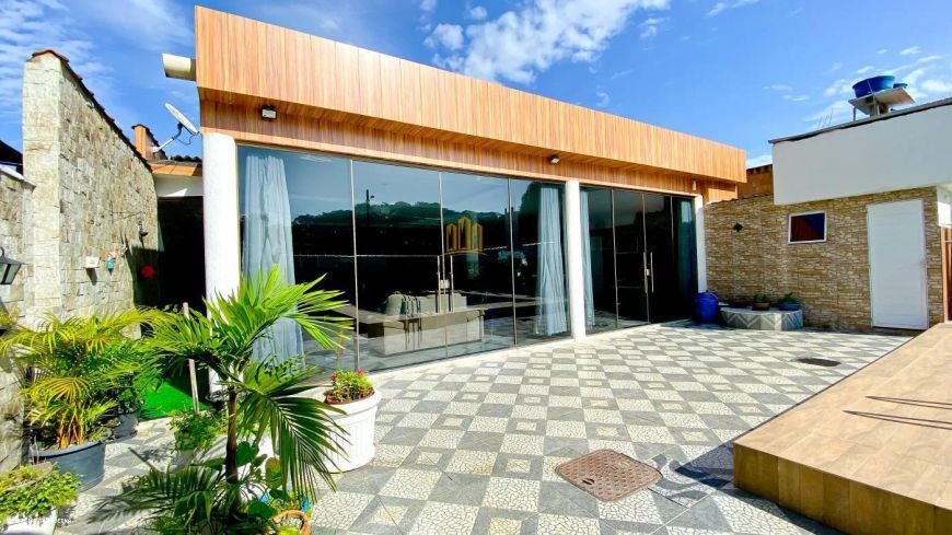 Casa para Venda em Nova Iguaçu, Santa Rita, 2 dormitórios, 2 suítes, 3 banheiros, 2 vagas