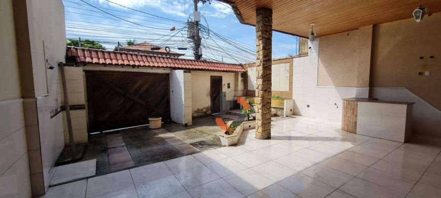 Casa com 4 dormitórios à venda, 452 m² por R$ 550.000,00 - Cerâmica - Nova Iguaçu/RJ
