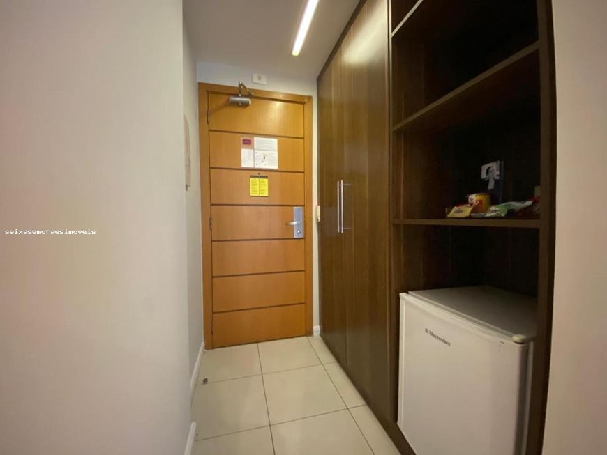 Flat para Venda em Nova Iguaçu, Centro, 2 dormitórios, 2 suítes, 2 banheiros