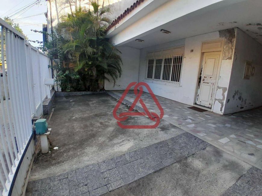 Casa com 4 dormitórios para alugar, 305 m² por R$ 6.000/mês - Centro - Nova Iguaçu/RJ