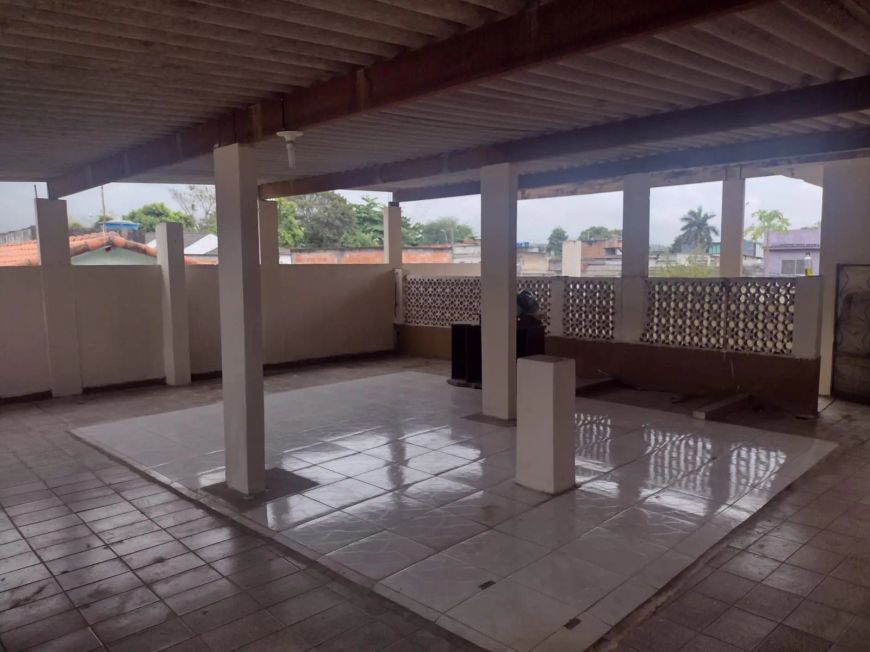 casa com 4 quartos em Nova Iguaçu bairro esplanada