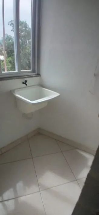 Apartamento com 1 Quarto(s) e 1 banheiro(s) para Alugar, 30 m² por R$ 550 / Mês