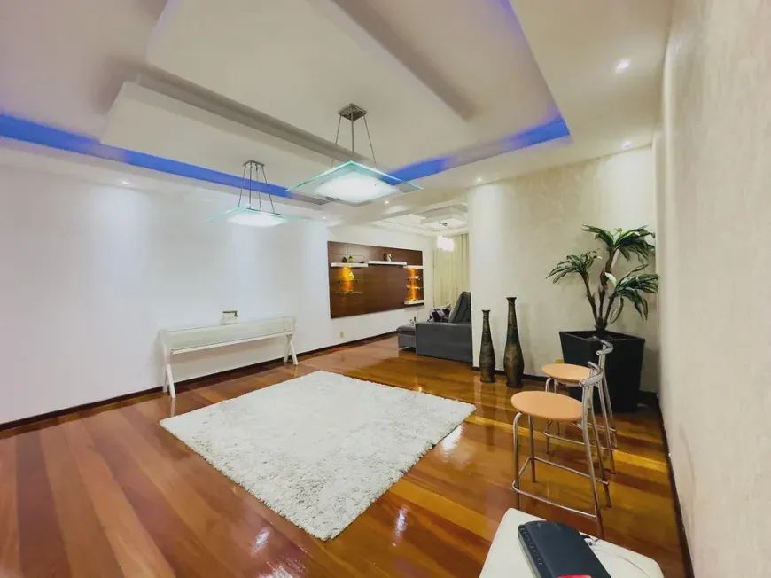 Imóvel para venda com 400 metros quadrados com 4 quartos em Centro - Nova Iguaçu - RJ
