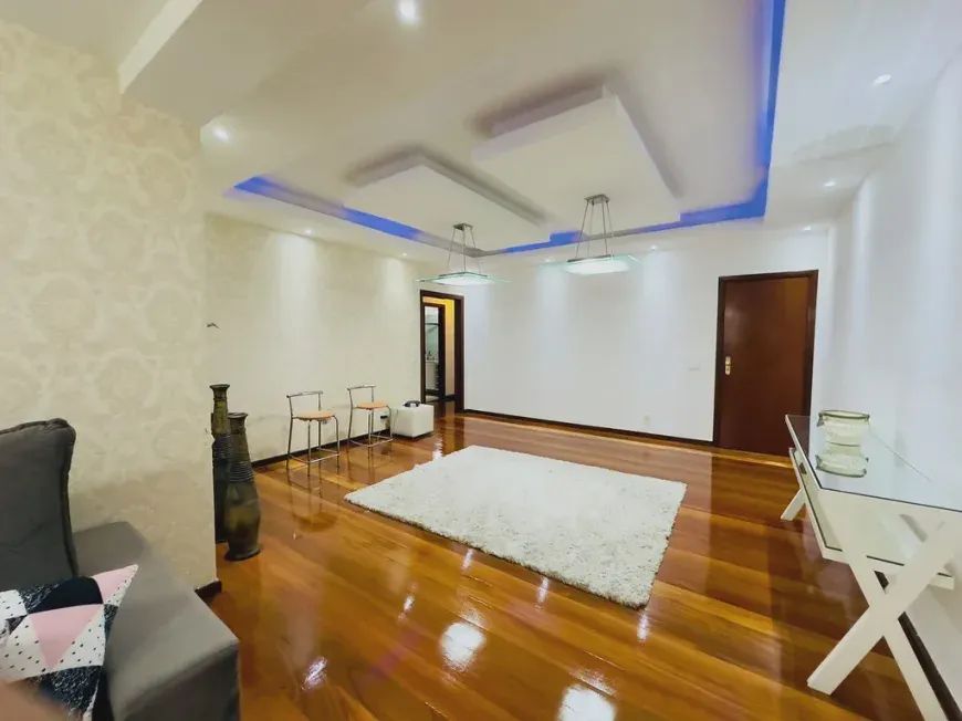 Imóvel para venda com 400 metros quadrados com 4 quartos em Centro - Nova Iguaçu - RJ