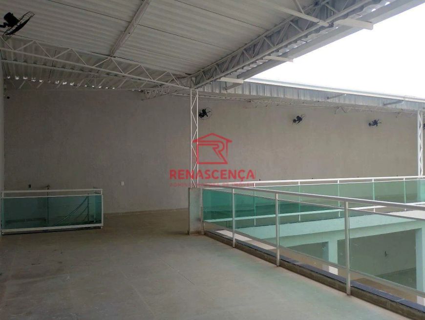 Casa Comercial em Nova Iguaçu.