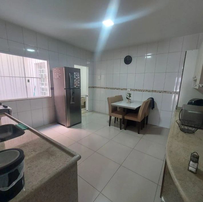 02 Casas no bairro Comendador Soares, independentes - SOMENTE A VISTA, NÃO ACEITA FINANCIAMENTO BANC