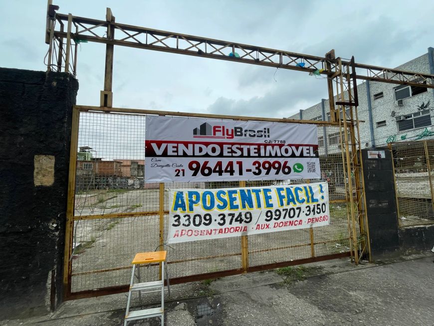 Imóvel para venda com 700 metros quadrados em Comendador Soares - Nova Iguaçu - RJ
