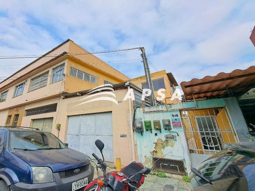 EXCELENTE SALA, 3 QUARTOS, COZINHA, BANHEIRO, ÁREA, QUINTAL, 70M2, COM ÓTIMA LOCALIZAÇÃO, PERTO DO C