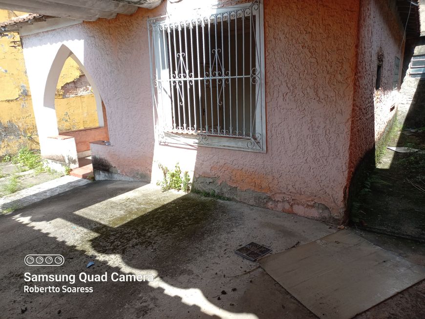 Terreno 330 m² com 2 casas construídas em Metrópole - Nova Iguaçu - RJ