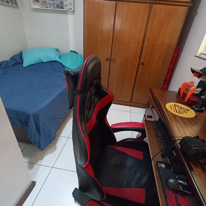 VENDO ÓTIMA CASA TRIPLEX NA CALIFÓRNIA - NOVA IGUAÇU.