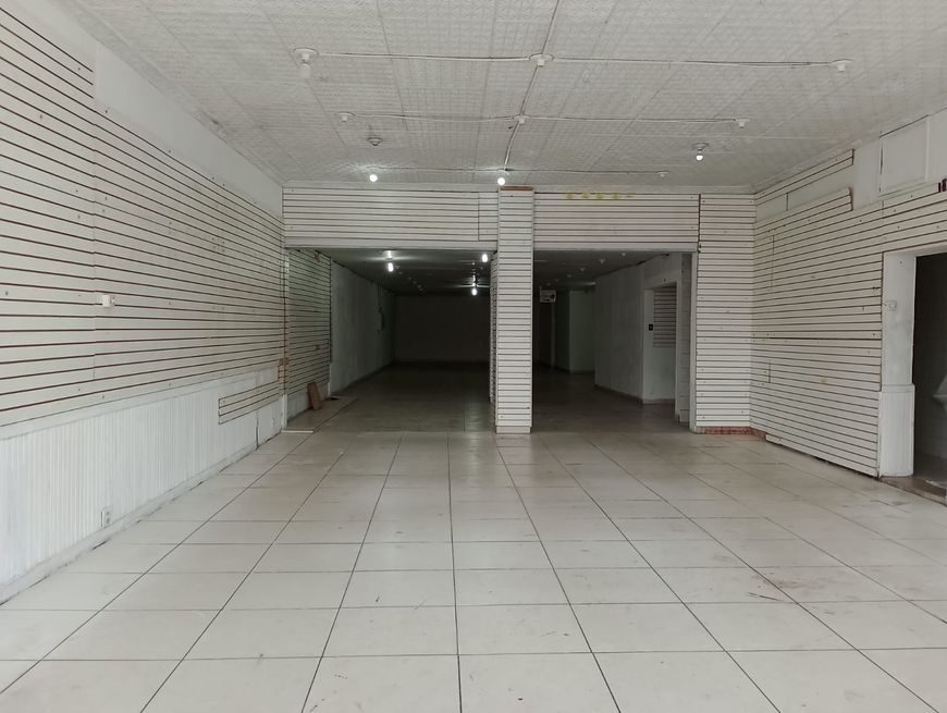 Alugo loja em Nova Iguaçu