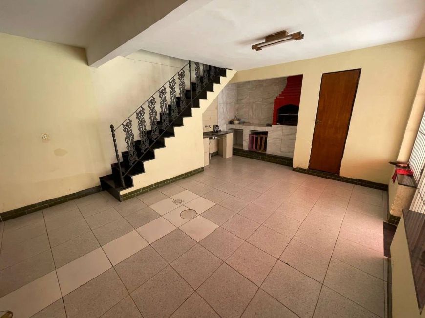 Casa para Venda em Nova Iguaçu, Parque Residencial Guadalajara, 6 dormitórios, 3 banheiros, 2 vagas