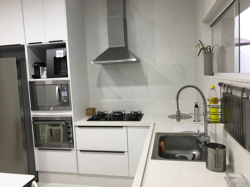 Vendo Casa lindíssima com 5 quartos e piscina no centro de Nova Iguaçu expetacular