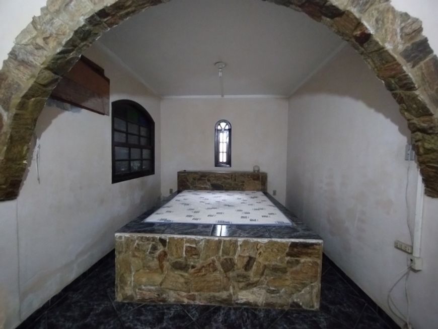 Vendo casa em Nova Iguaçu - RJ