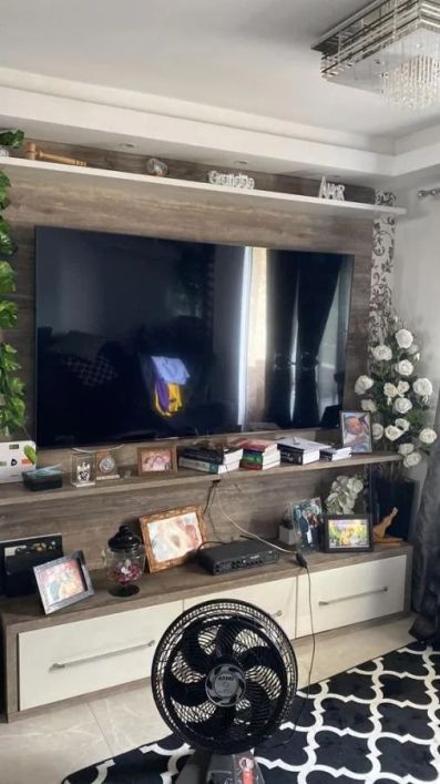 Casa para Venda em Nova Iguaçu, Centro, 3 dormitórios, 3 suítes, 4 banheiros, 10 vagas