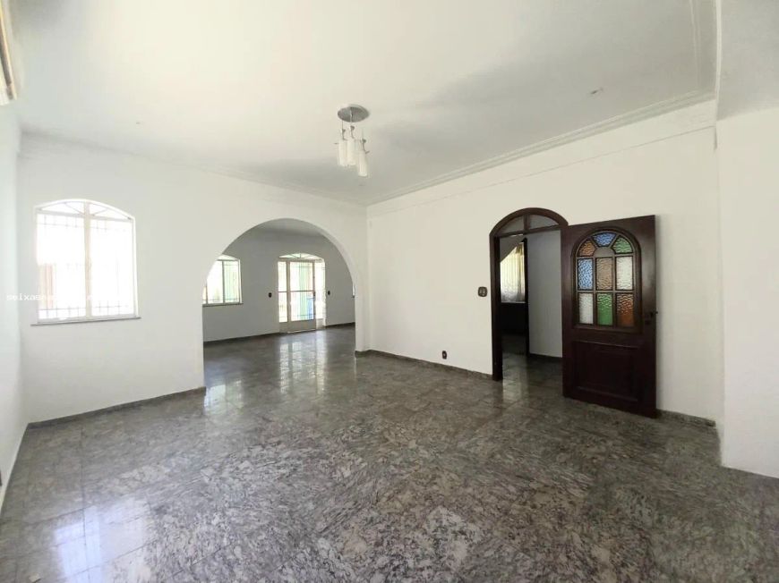 Casa para Venda em Nova Iguaçu, da Luz, 3 dormitórios, 1 suíte, 4 banheiros, 5 vagas
