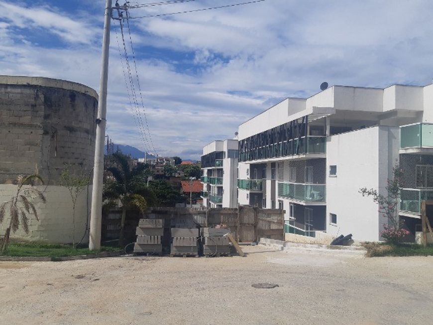 Lote ao lado do Shopping Nova Iguaçu Residência da Pedreira
