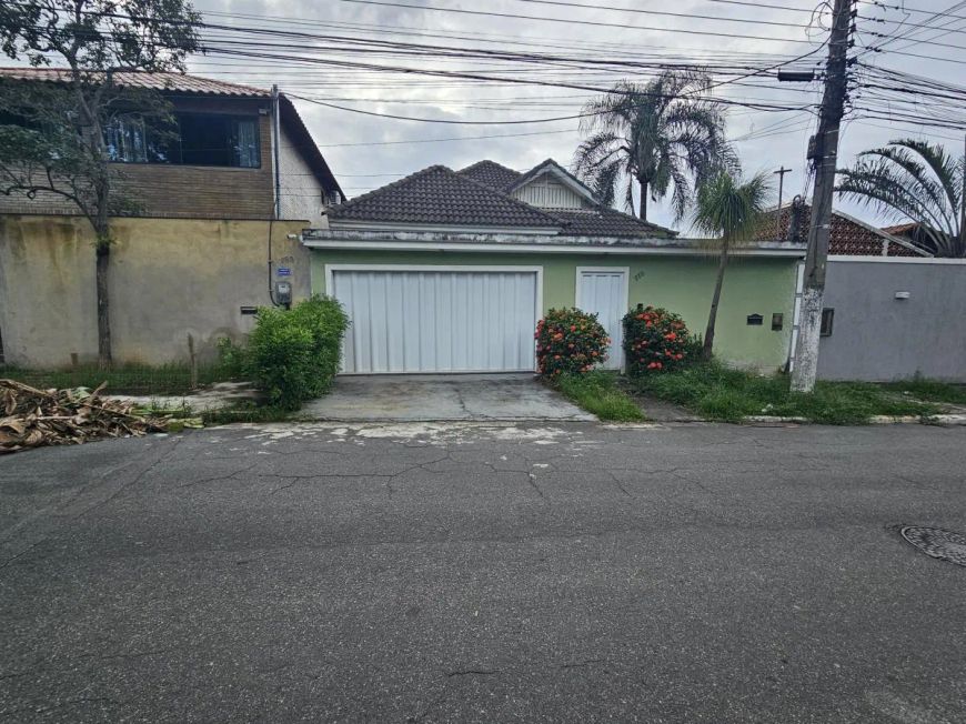 Casa para Venda em Nova Iguaçu, Jardim Iguaçu, 2 dormitórios, 1 suíte, 3 banheiros, 2 vagas