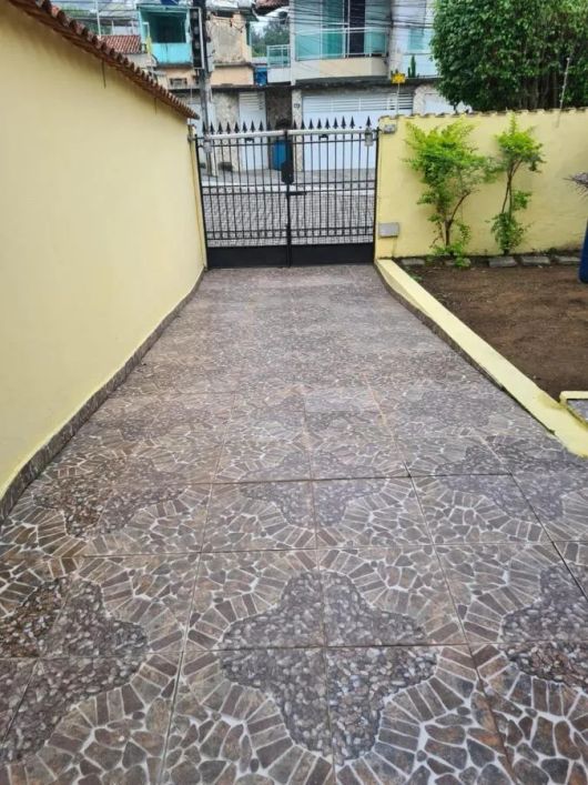 Casa para Venda em Nova Iguaçu, Centro, 3 dormitórios, 1 suíte, 3 banheiros, 5 vagas