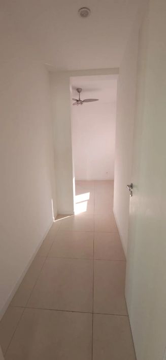Condomínio Jardins - Apartamento 3 suítes com varanda e 2 vagas - Locação