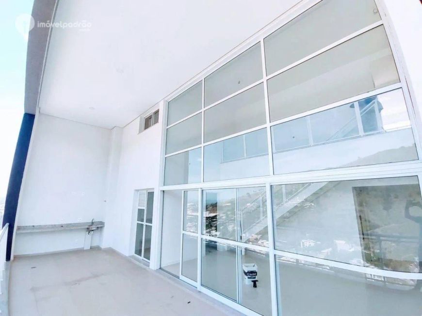Cobertura para Venda em Nova Iguaçu, Centro, 4 dormitórios, 4 suítes, 5 banheiros, 3 vagas