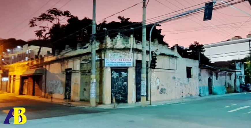 Lote/Terreno de esquina para venda com 900 metros quadrados em Centro - Nova Iguaçu - RJ