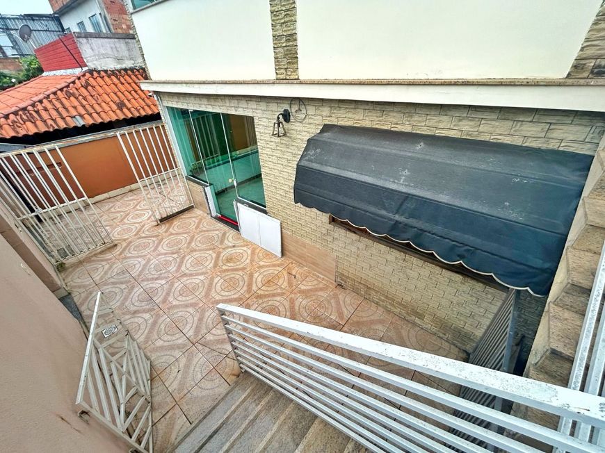 Casa com 4 dormitórios à venda, 170 m² por R$ 750.000,00 - Califórnia - Nova Iguaçu/RJ