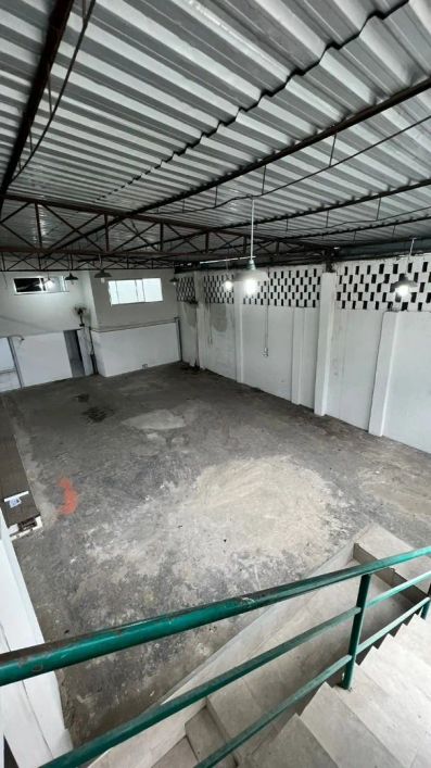 GALPÃO PARA LOCAÇÃO NA RUA HUMBERTO DE CAMPOS - BAIRRO DA LUZ - PRÓXIMO AO SHOPPING DA PEDREIRA
