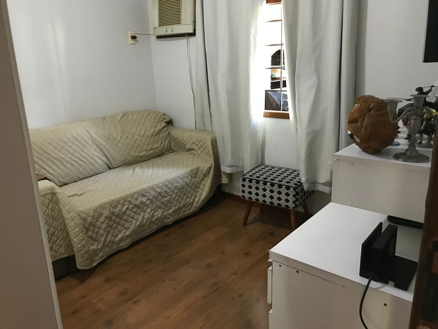 Vendo ou alugo duas casas lindas total de 6 quartos e 1 suíte master no Esplanada Nova Iguaçu.