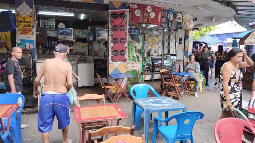 Passo ponto lanchonete de esquina no calçadão