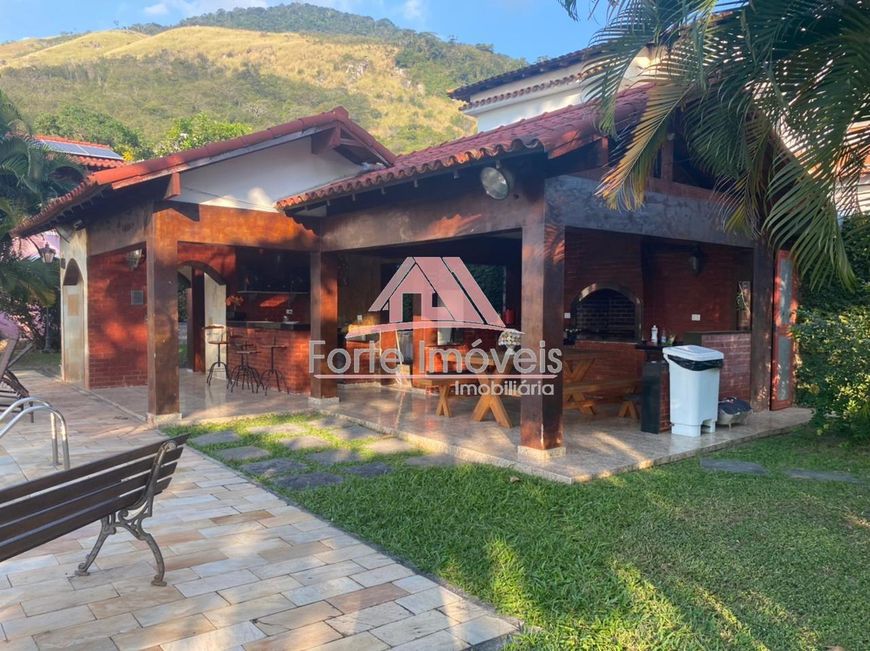 Casa à venda, 4 quartos, 2 suítes, Paraíso - Nova Iguaçu/RJ
