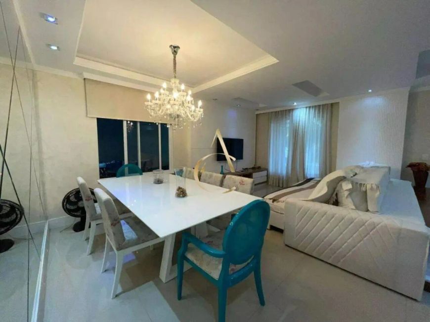 Casa para Venda em Nova Iguaçu, LUZ, 3 dormitórios, 1 suíte, 4 banheiros, 2 vagas