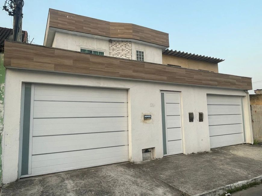 Vendo casa lindíssima com 5 quartos em Santa Eugênia Nova Iguaçu Melhor ponto