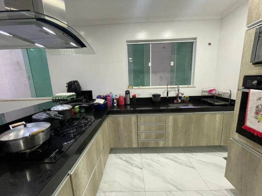 Vendo casa lindíssima com 5 quartos em Santa Eugênia Nova Iguaçu Melhor ponto